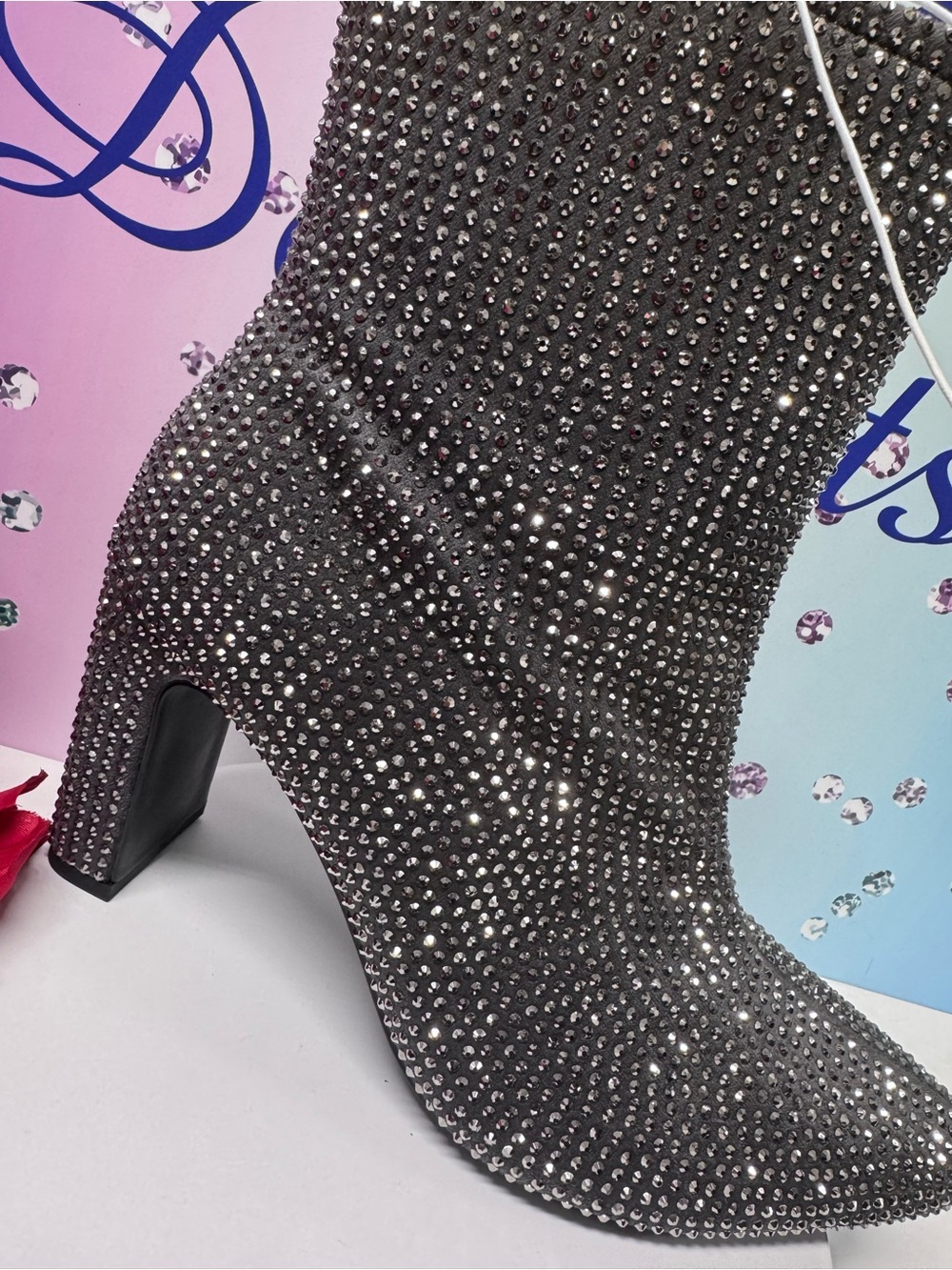 ❤️‍🔥NIB SILVER CRYSTAL HEELED BOOTS - Picture 4 of 10